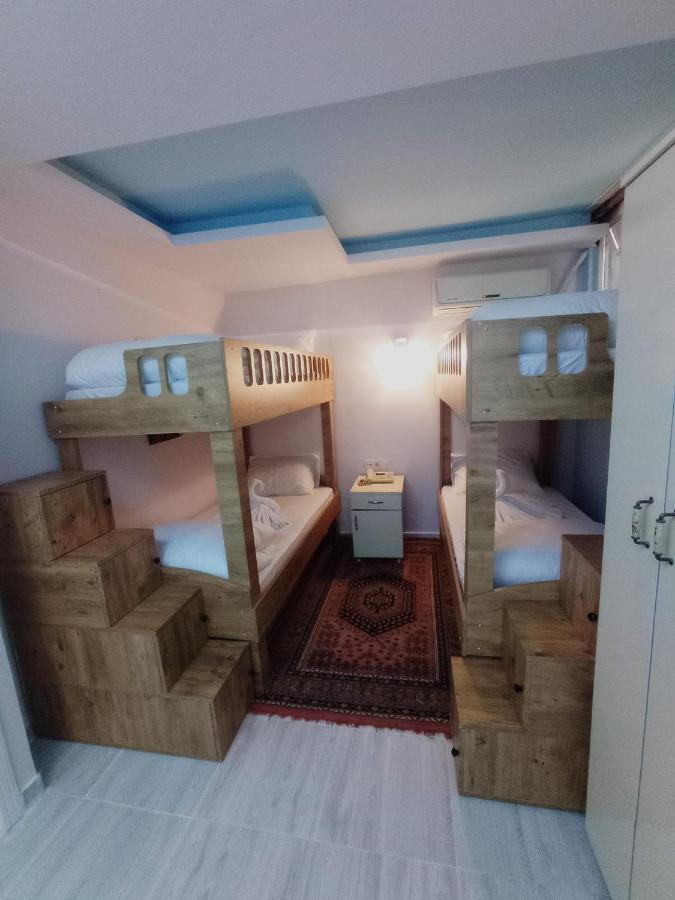 Armis Hostel Istanbul Exteriör bild