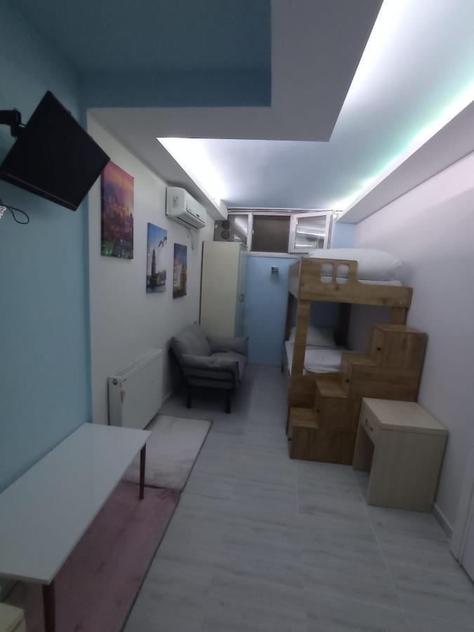 Armis Hostel Istanbul Exteriör bild
