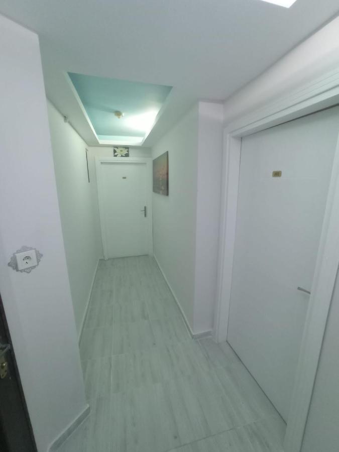 Armis Hostel Istanbul Exteriör bild