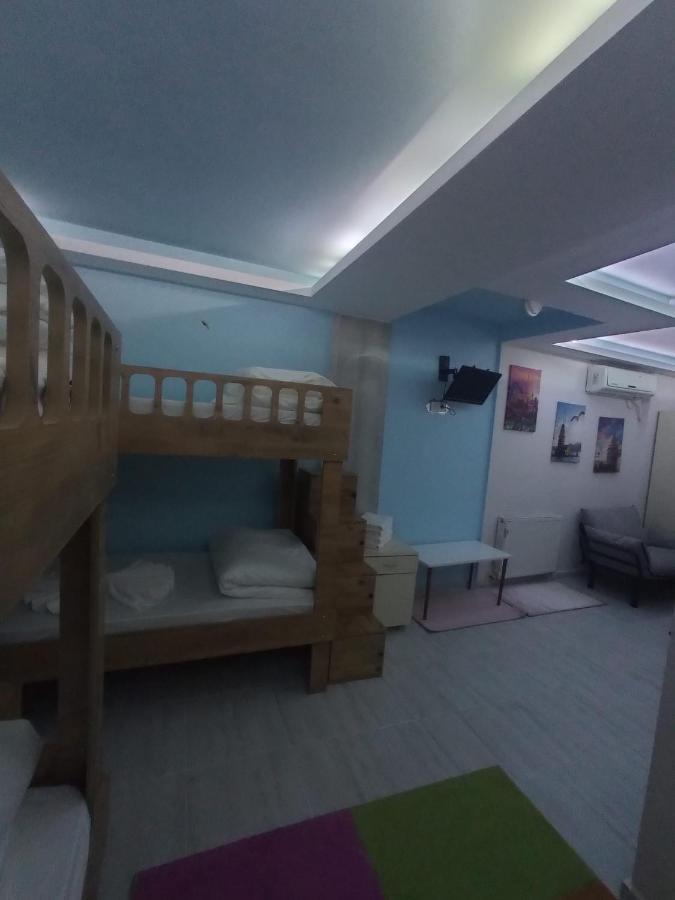 Armis Hostel Istanbul Exteriör bild