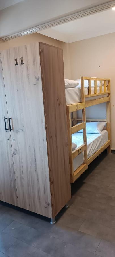 Armis Hostel Istanbul Exteriör bild