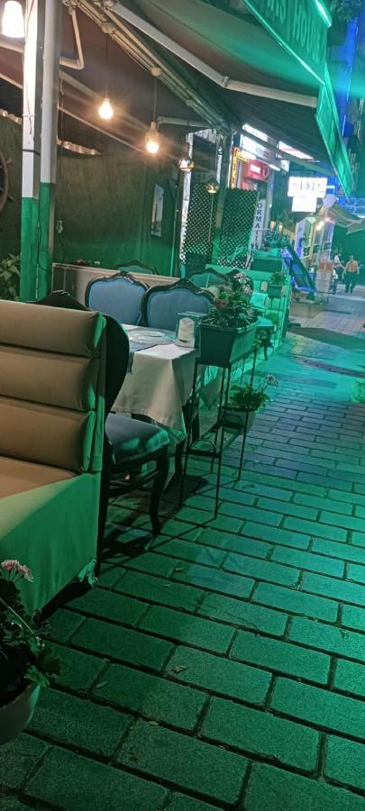 Armis Hostel Istanbul Exteriör bild
