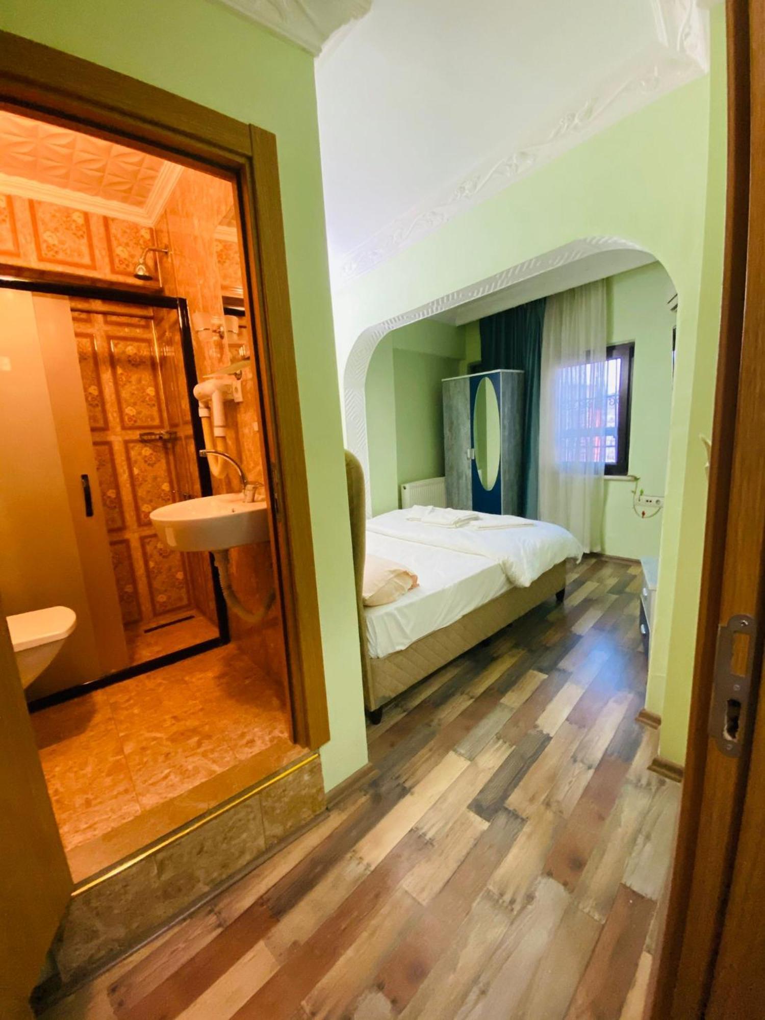 Armis Hostel Istanbul Exteriör bild